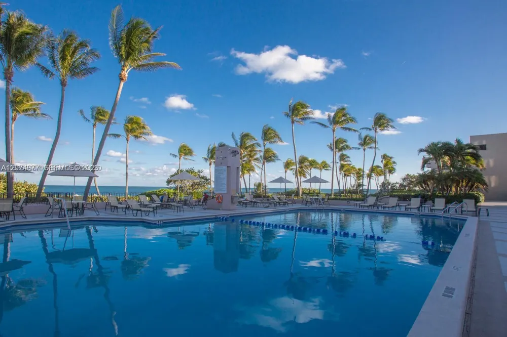 201 Crandon Blvd #431 Key Biscayne, FL 33149
