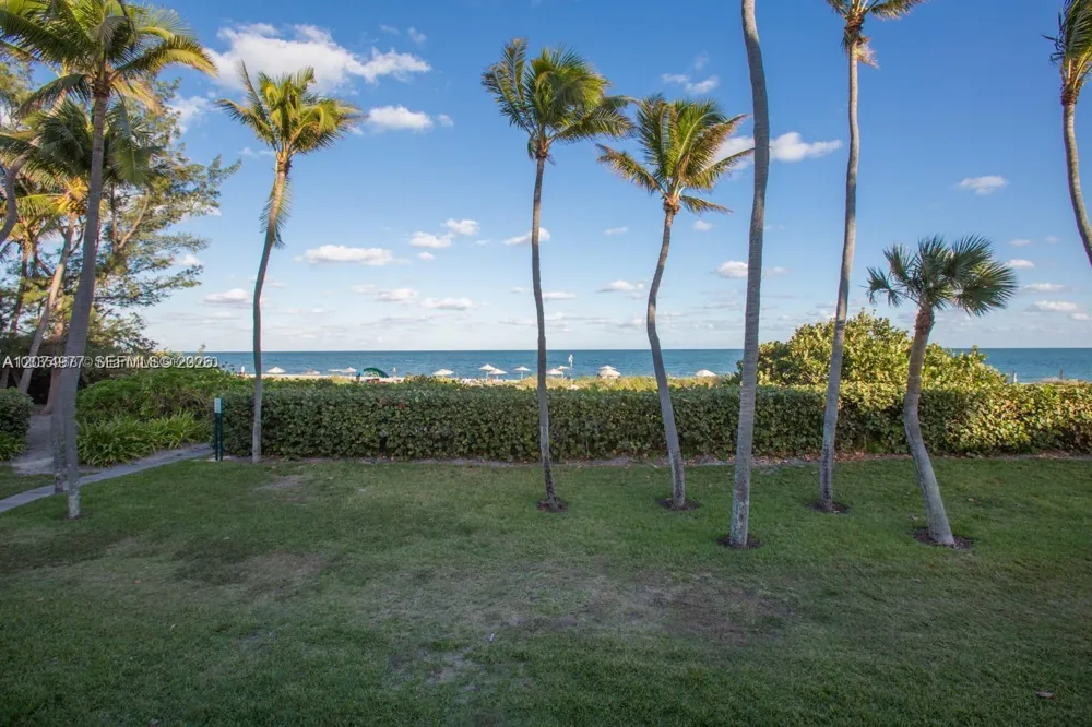 201 Crandon Blvd #431 Key Biscayne, FL 33149