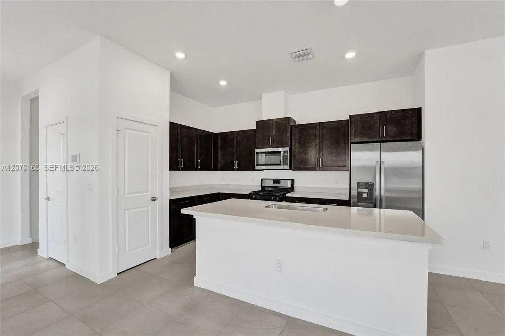 19668 Weathervane Way #19668 Loxahatchee, FL 33470