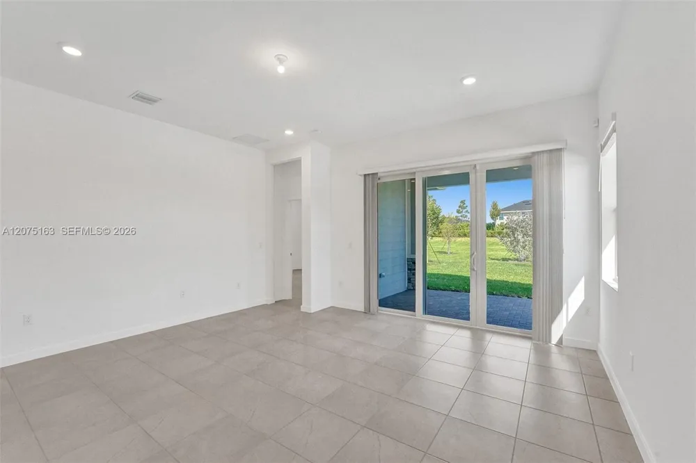 19668 Weathervane Way #19668 Loxahatchee, FL 33470