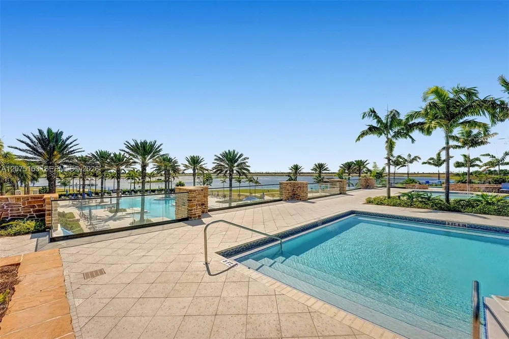 19668 Weathervane Way #19668 Loxahatchee, FL 33470