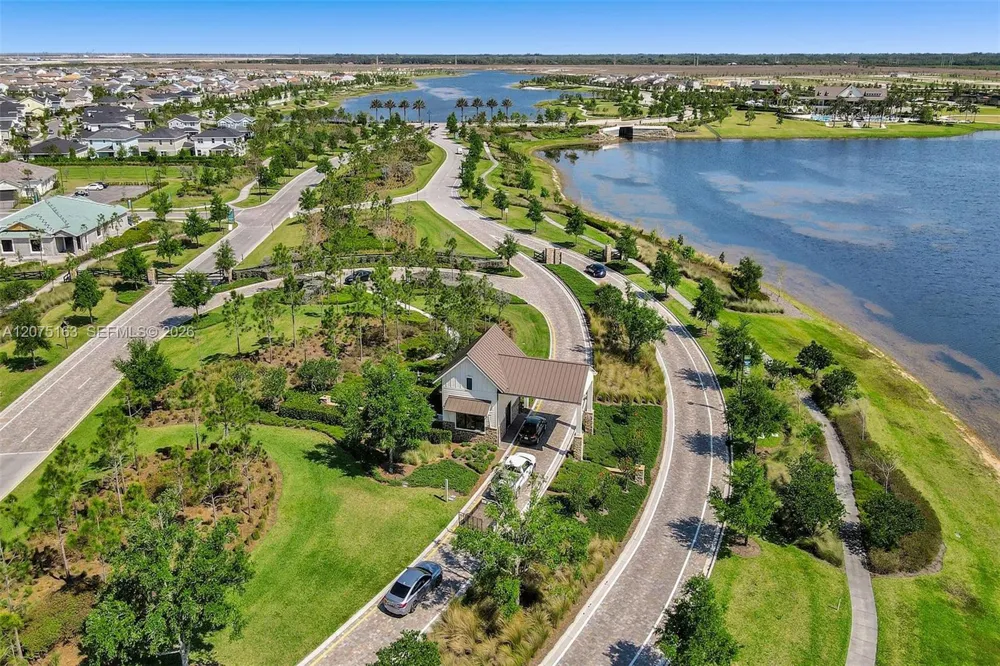19668 Weathervane Way #19668 Loxahatchee, FL 33470