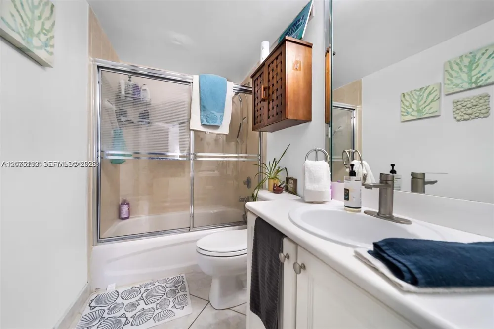 1455 Treasure Dr #6A North Bay Village, FL 33141