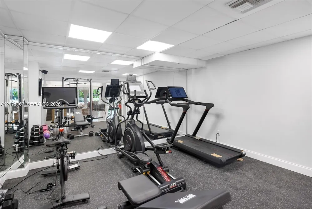 1455 Treasure Dr #6A North Bay Village, FL 33141