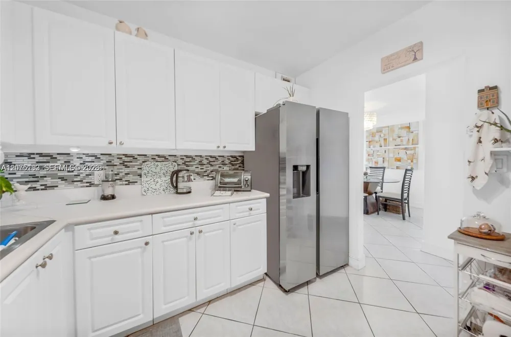 1455 Treasure Dr #6A North Bay Village, FL 33141