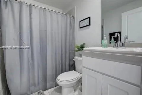 565 NE 5th Pl Florida City, FL 33034