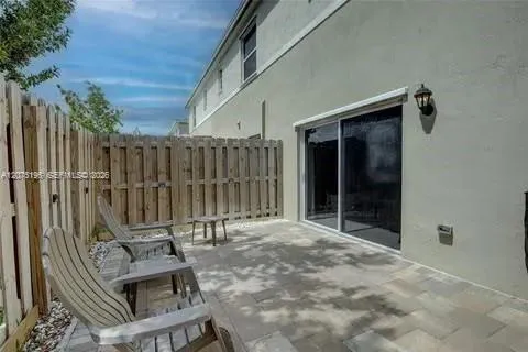 565 NE 5th Pl Florida City, FL 33034