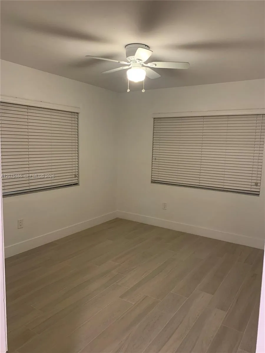 315 MAJORCA AV #3 Coral Gables, FL 33134