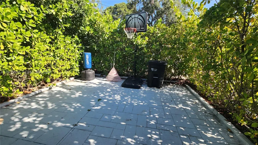 482 NE 8th Ave #482 Deerfield Beach, FL 33441