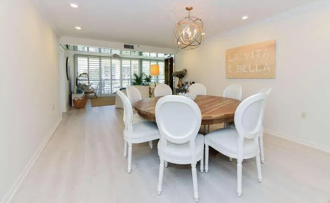 2301 Marina Isle Way #203 Jupiter, FL 33477