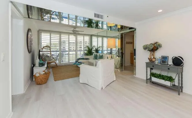 2301 Marina Isle Way #203 Jupiter, FL 33477
