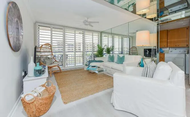 2301 Marina Isle Way #203 Jupiter, FL 33477