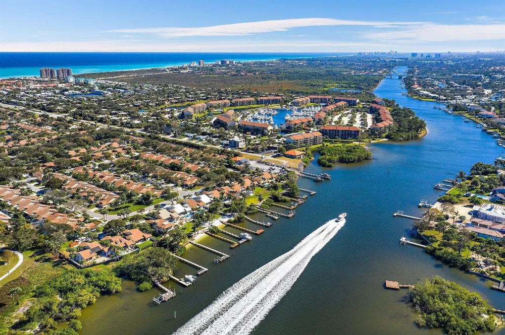 2301 Marina Isle Way #203 Jupiter, FL 33477
