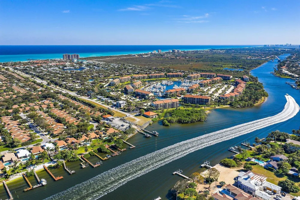 2301 Marina Isle Way #203 Jupiter, FL 33477