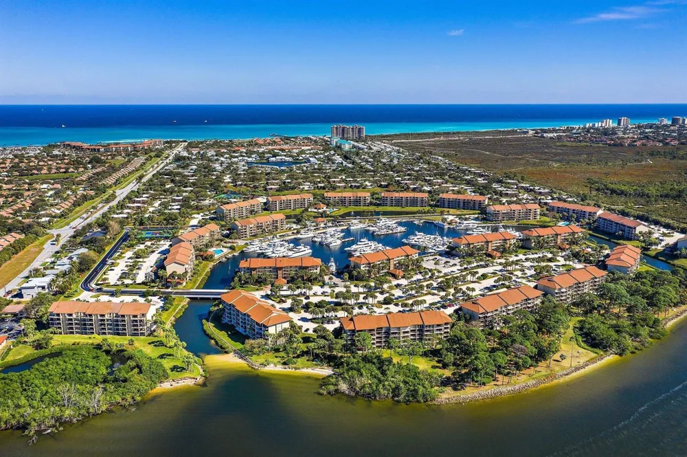 2301 Marina Isle Way #203 Jupiter, FL 33477