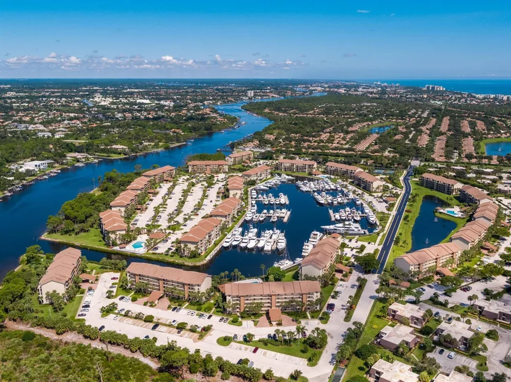 2301 Marina Isle Way #203 Jupiter, FL 33477