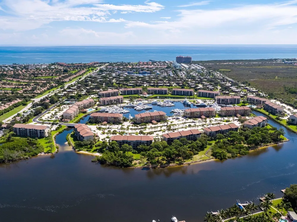 2301 Marina Isle Way #203 Jupiter, FL 33477