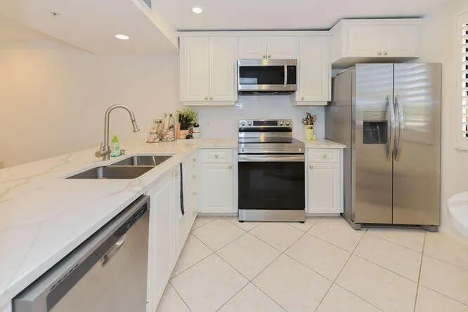 2301 Marina Isle Way #203 Jupiter, FL 33477