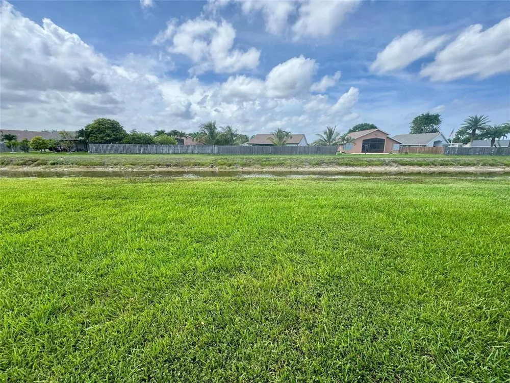 10849 NW 30TH PLACE #371 Sunrise, FL 33322