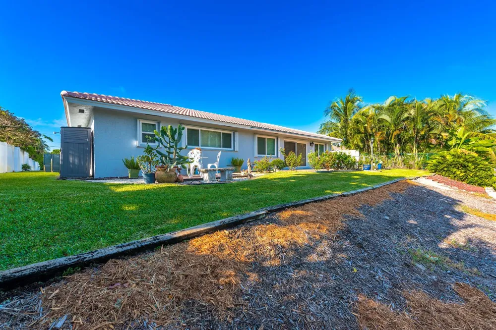 1315 SW 25TH AVENUE Boynton Beach, FL 33426