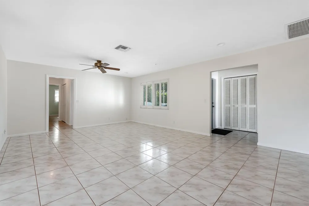 1315 SW 25TH AVENUE Boynton Beach, FL 33426