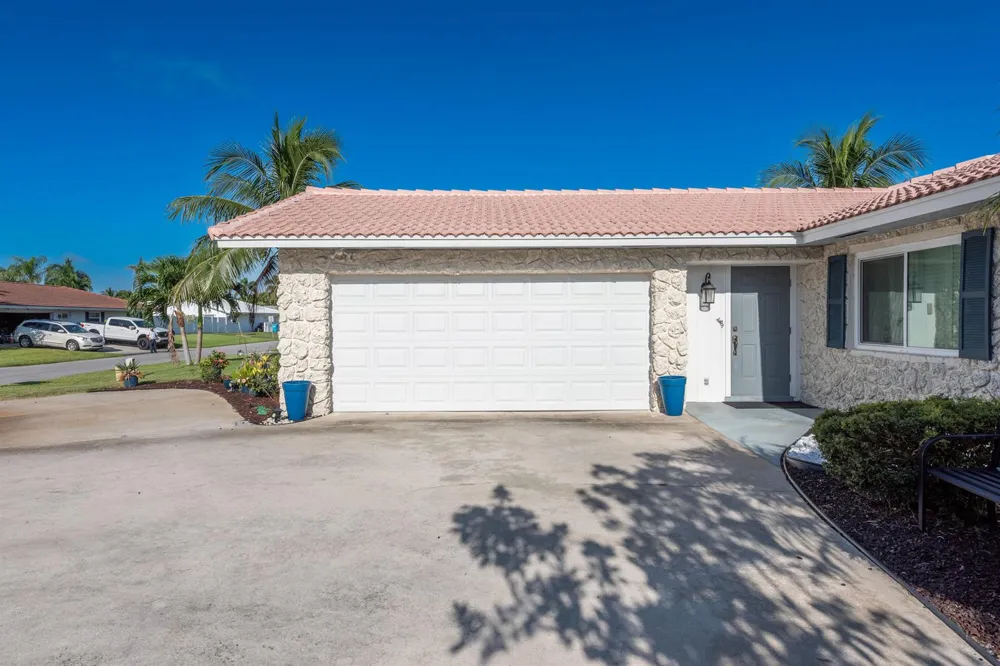 1315 SW 25TH AVENUE Boynton Beach, FL 33426
