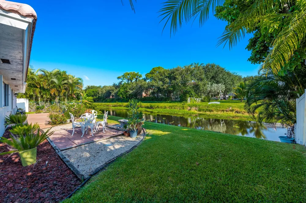 1315 SW 25TH AVENUE Boynton Beach, FL 33426
