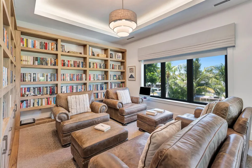 715 Ibis Way North Palm Beach, FL 33408