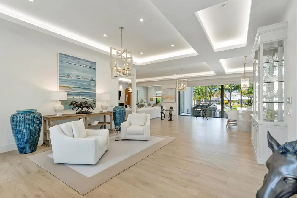 715 Ibis Way North Palm Beach, FL 33408
