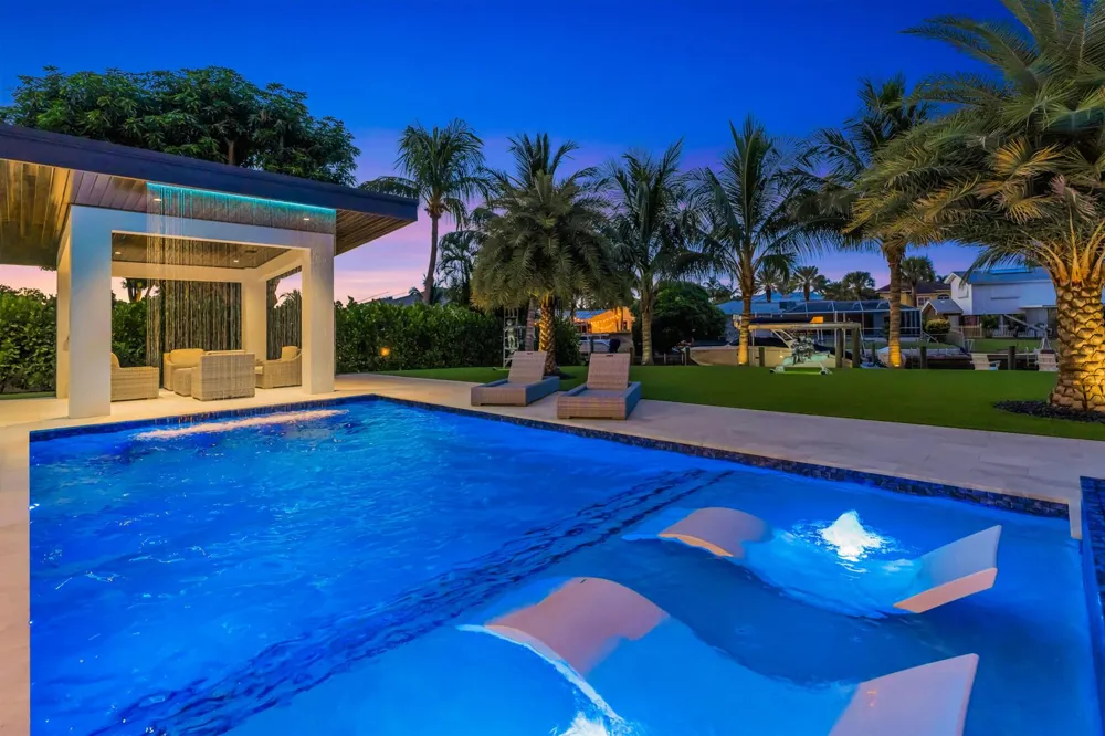 715 Ibis Way North Palm Beach, FL 33408