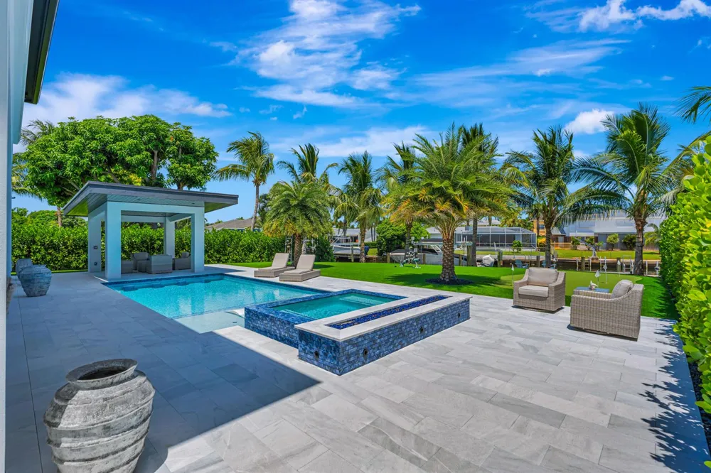 715 Ibis Way North Palm Beach, FL 33408