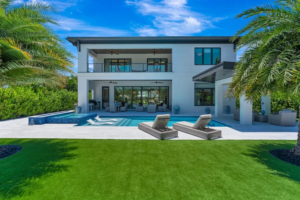 715 Ibis Way North Palm Beach, FL 33408