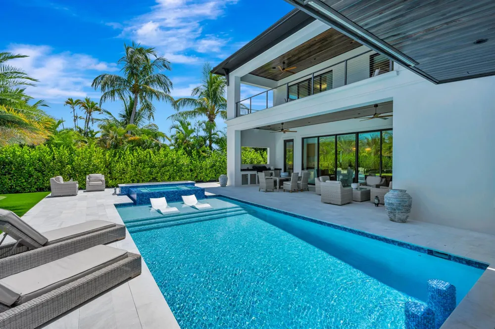 715 Ibis Way North Palm Beach, FL 33408