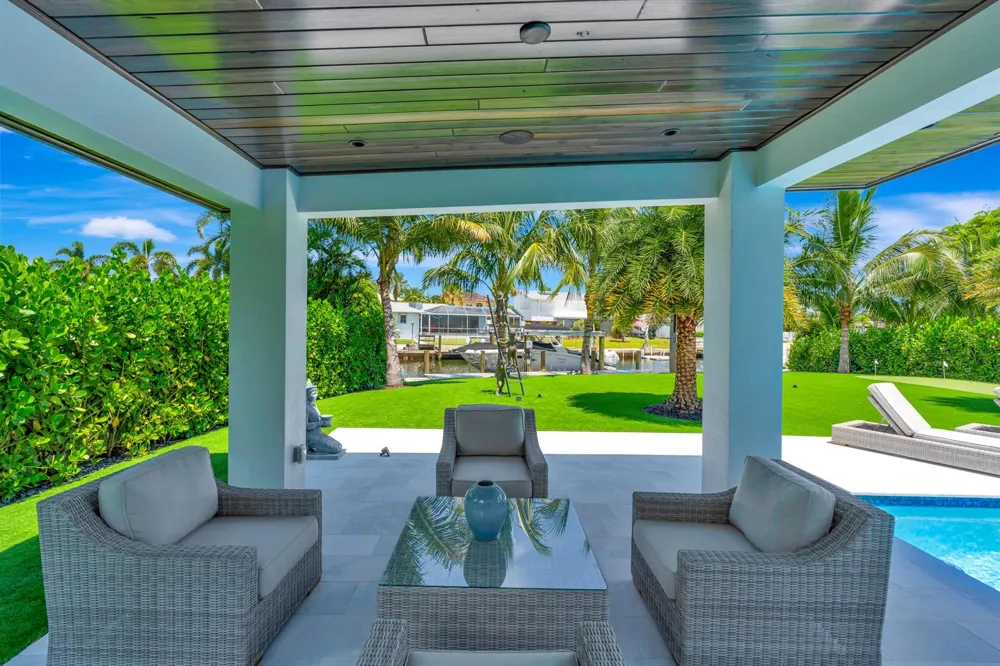 715 Ibis Way North Palm Beach, FL 33408