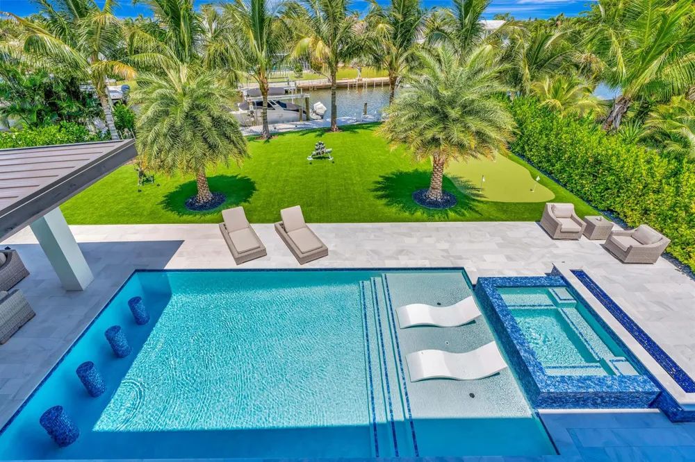 715 Ibis Way North Palm Beach, FL 33408