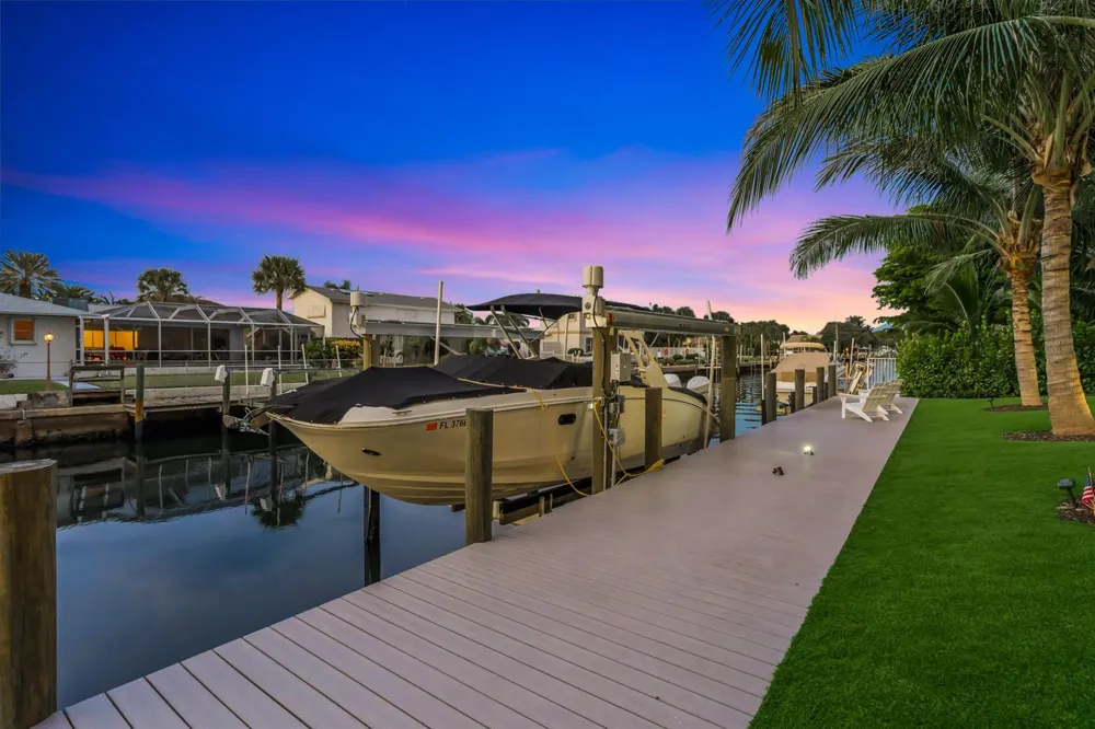715 Ibis Way North Palm Beach, FL 33408