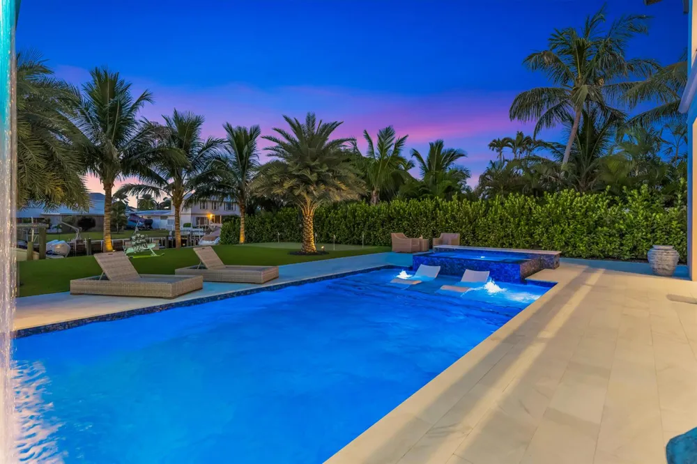 715 Ibis Way North Palm Beach, FL 33408