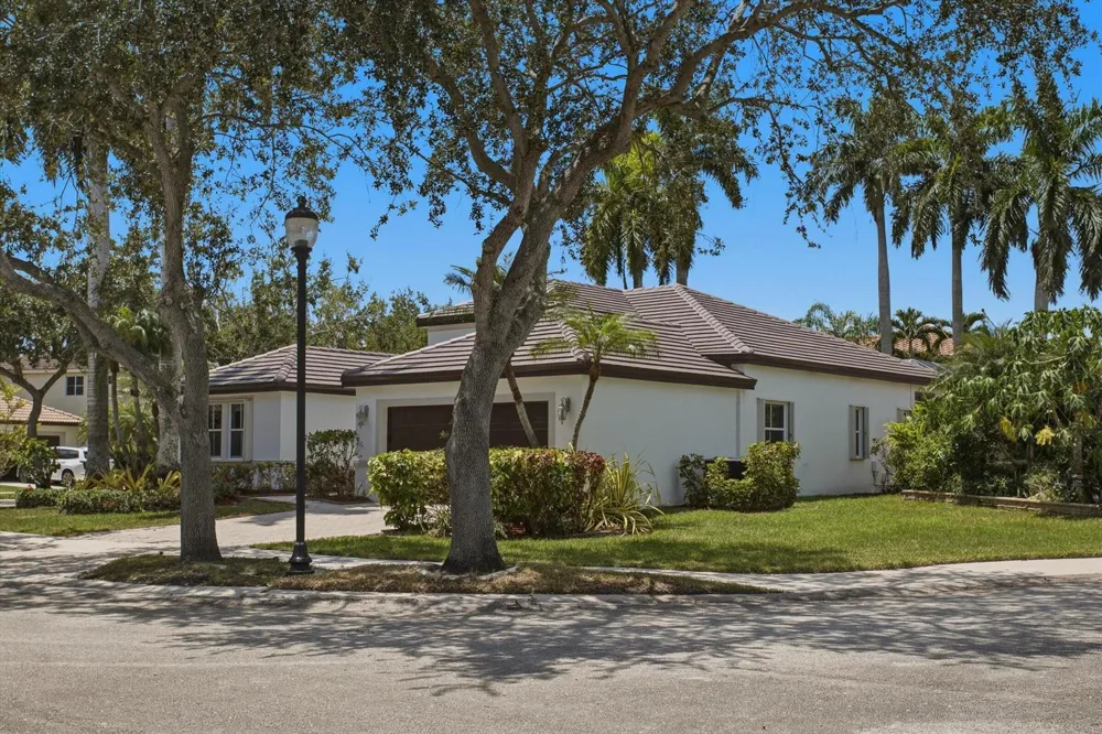 1285 WINDSOR LANE Weston, FL 33327