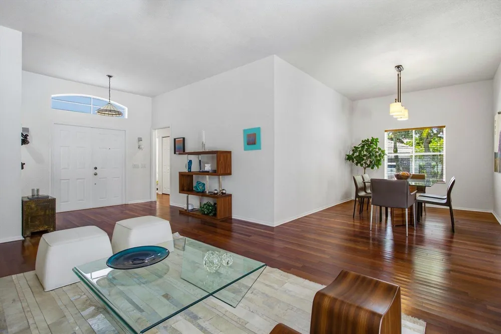1285 WINDSOR LANE Weston, FL 33327