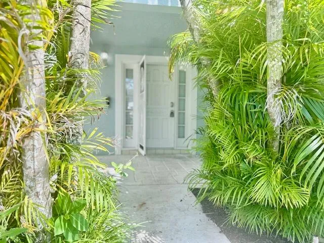 10 Blenheim Court Palm Beach Gardens, FL 33418