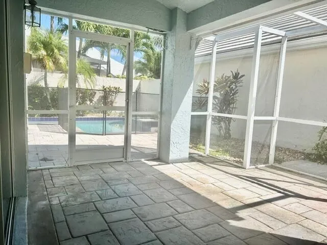 10 Blenheim Court Palm Beach Gardens, FL 33418