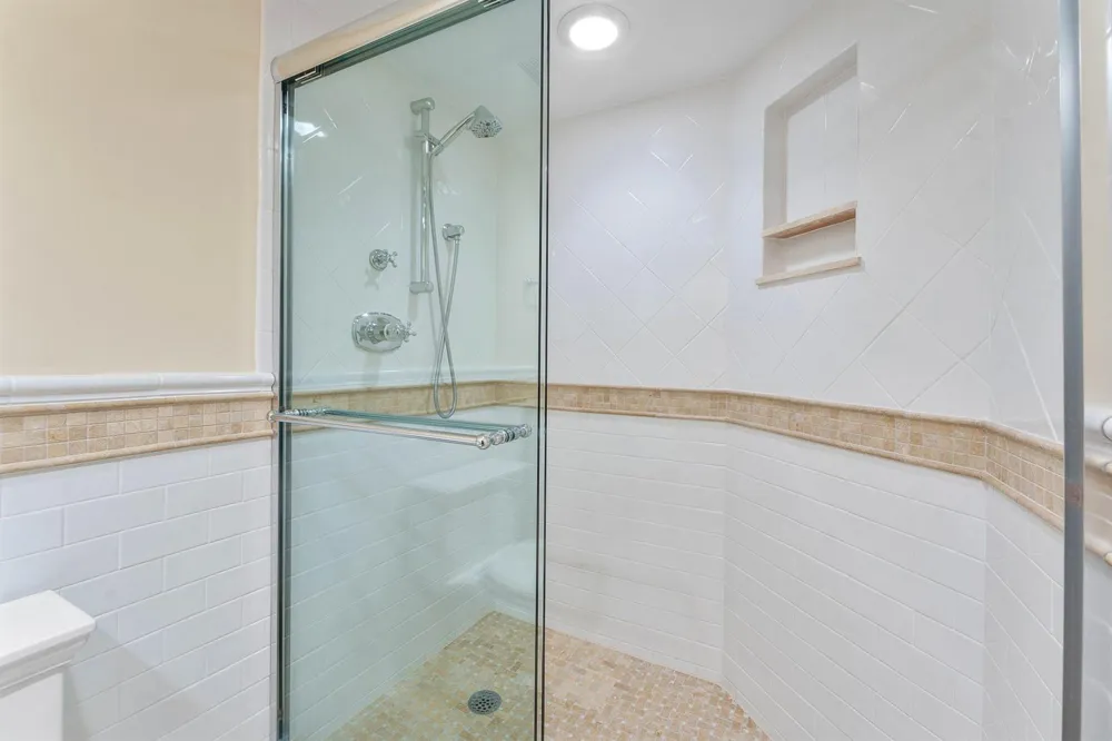 3000 Ocean Drive #15C Singer Island, FL 33404