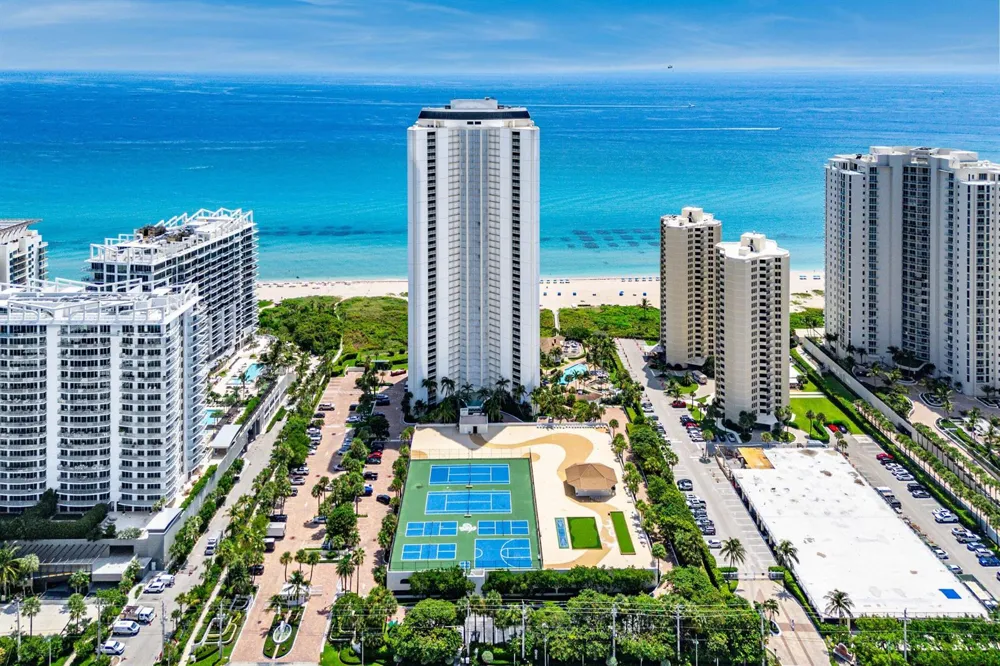 3000 Ocean Drive #15C Singer Island, FL 33404