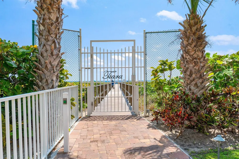 3000 Ocean Drive #15C Singer Island, FL 33404