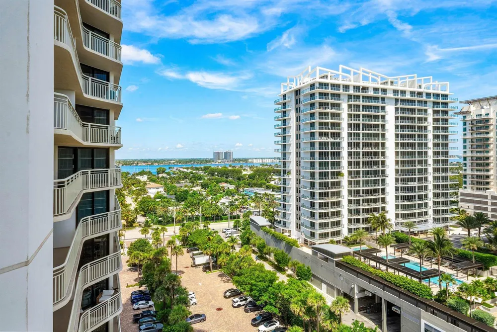 3000 Ocean Drive #15C Singer Island, FL 33404