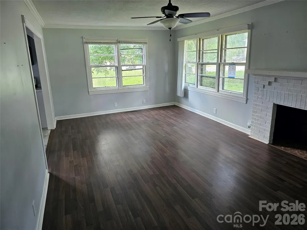 840 W Garrison Boulevard Gastonia, NC 28052