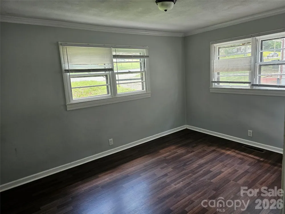 840 W Garrison Boulevard Gastonia, NC 28052