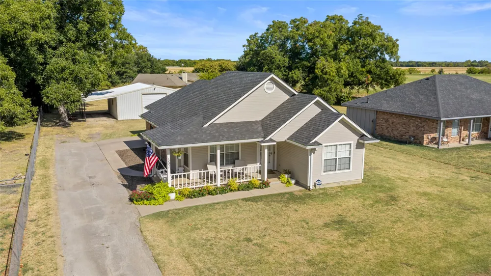301 S Porch Street Tioga, TX 76271