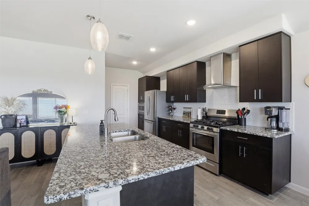 1032 Fairfax Drive Godley, TX 76044