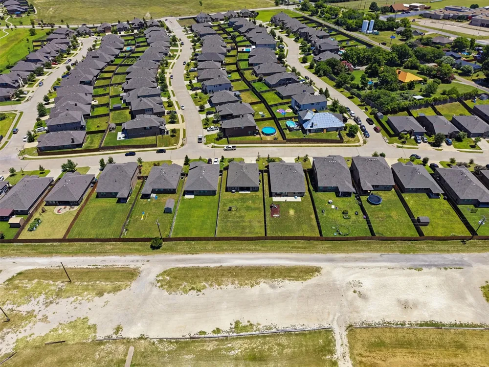 1032 Fairfax Drive Godley, TX 76044